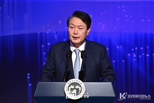 尹 大統領, 순직 소방관 유가족 위로..."재발방지 대책 마련하라"
