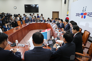 與, "또다시 미사일 도발 북한 위협에도 안보수장 자리 흔들 궁리만 하는 제1야당"