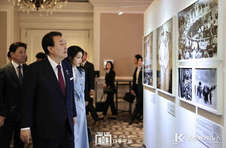 4월 25일 윤석열 대통령 부부는 워싱턴 D.C. 리츠 칼튼 호텔에서 개최된 한미동맹 70주년 기념 오찬에 참석했다.