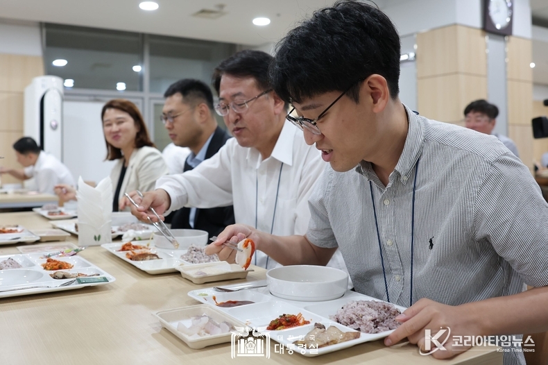 8월 28일 대통령실 구내식당은 우리 수산물 메뉴로 점심식사를 제공했다.
