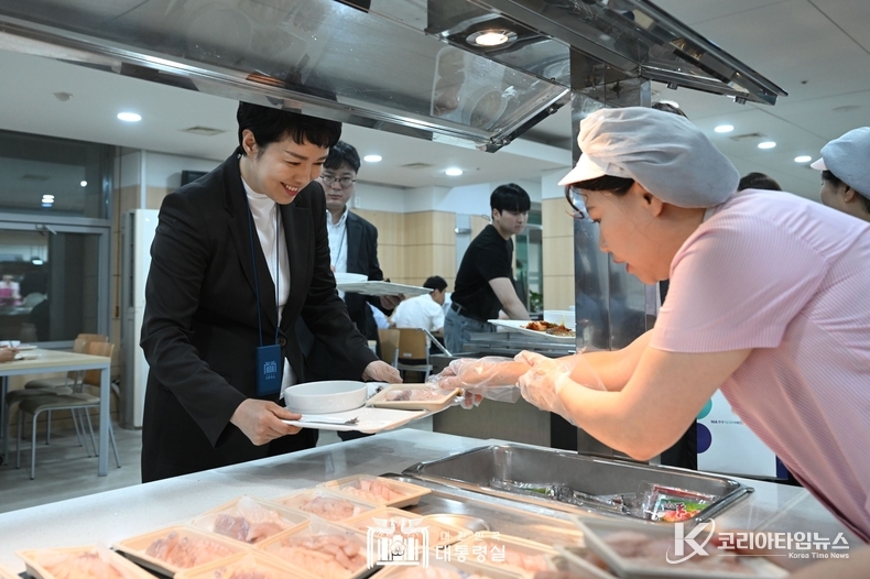 8월 28일 대통령실 구내식당은 우리 수산물 메뉴로 점심식사를 제공했다.