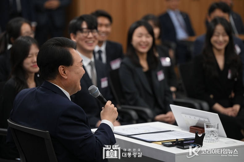 9월 1일 윤석열 대통령은 국립외교원 60주년 기념식에 참석했다.