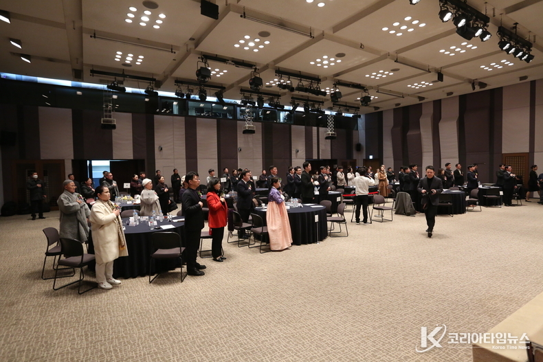 국민의뢰.