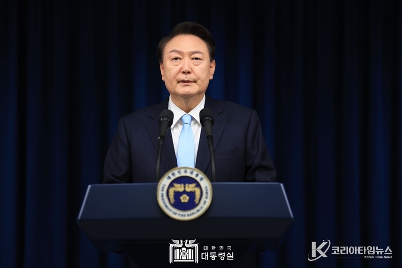 4월 1일 윤석열 대통령은 용산 대통령실에서 의대증원·의료개혁 관련 '국민께 드리는 말씀'을 발표했다.