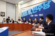 野, "잘못된 방향으로 직진하는 대통령 두둔해서 추락하는 지지율 날개는 없다"