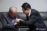 尹 大統領, 광복군 출신 생존 애국지사 자택 방문