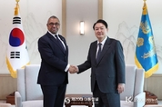 尹 大統領, 클레벌리 英 외교부 장관 접견