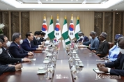 尹 大統領, 무하마두 부하리 나이지리아 대통령과 정상회담