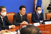 野, "대한민국은 더 이상 ‘신문총리’, ‘농담총리’를 필요로 하지 않는다"