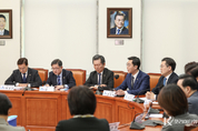 野, "국민의힘은 검사 정권의 돌격대입니까? 나팔수입니까?"