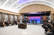 尹 大統領 국가보훈부 승격 및 재외동포청 신설 서명식, "국가 위해 희생·헌신한 분들 존중받고 예우 받아야"…보훈문화 확산 강조