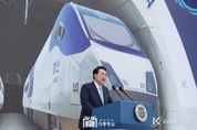 尹 大統領 "평택 오송 고속철도 2복선화, 지방균형발전 기여 기대"