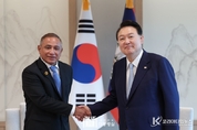 尹 大統領, 존 브리세뇨 벨리즈 총리 면담.. 부산엑스포 지지 당부
