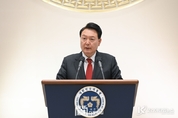 尹 大統領 "자유민주주의를 수호하고 통일 역량 키우기 위해 민주평통 역할이 중요"
