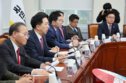 與, "강력한 군사대비태세를 기반으로 북한 위협 도발에 맞서겠다"