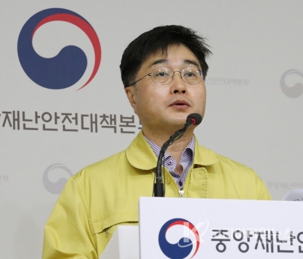 중앙재난안전대책본부 윤태호 방역총괄반장