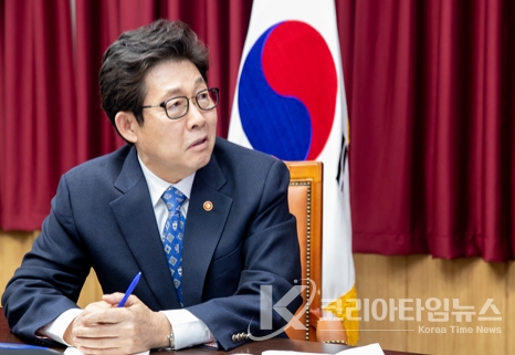 환경부 조명래 장관 환경부 조명래 장관