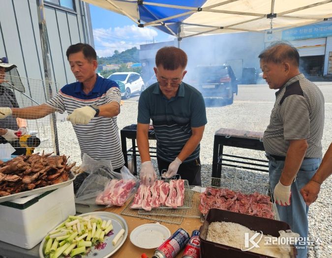 와푸 축제 앞두고 음식 품평회