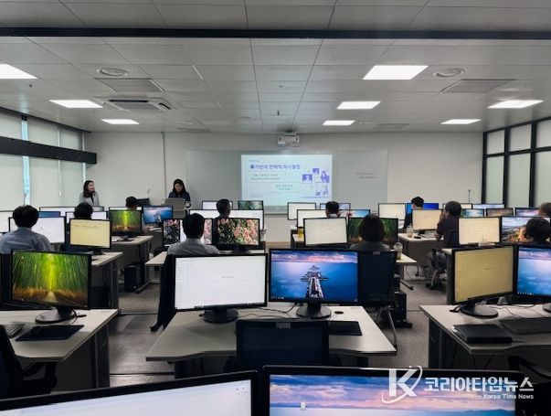 ‘데이터로 읽는 행정, 정책에 쓰는 AI’ 교육