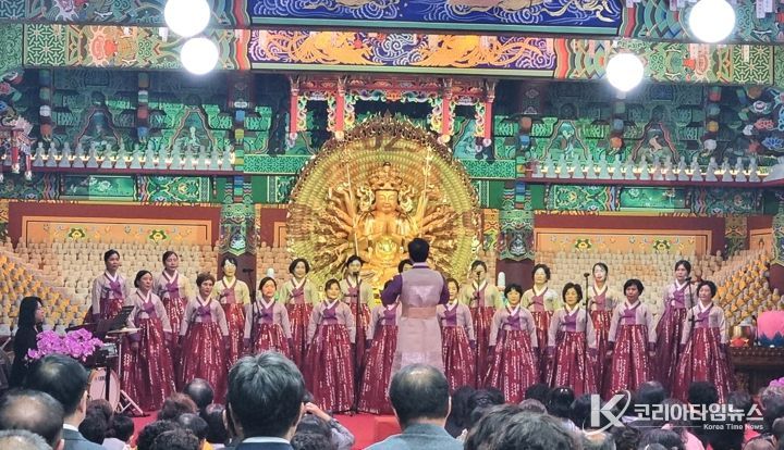 장금용 창원특례시장 권한대행, ‘2025 성주사 가을 산사음악회’찾아