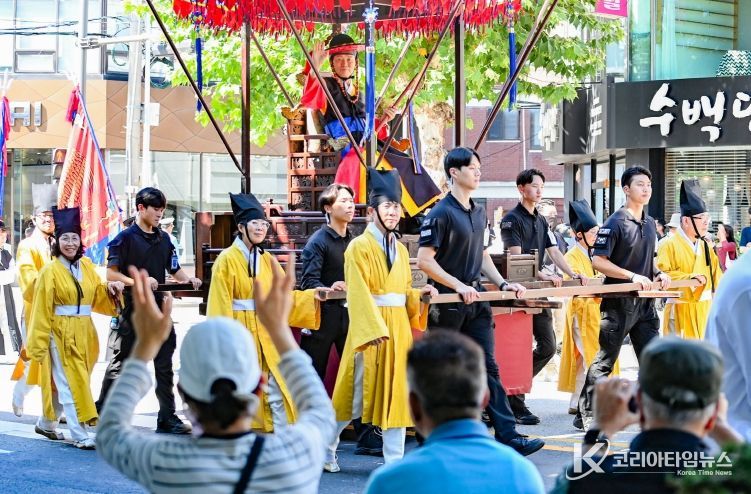 유등·예술·드라마가 빚어낸 16일간의 대장정