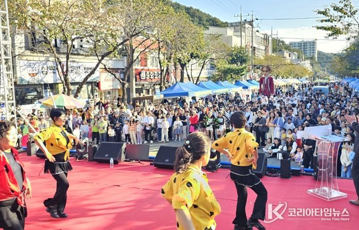 ‘2025 진해 가을 군항 페스타’성황리 마무리