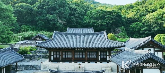 설봉서원, 오현(五賢)을 기리는 추향제 봉행