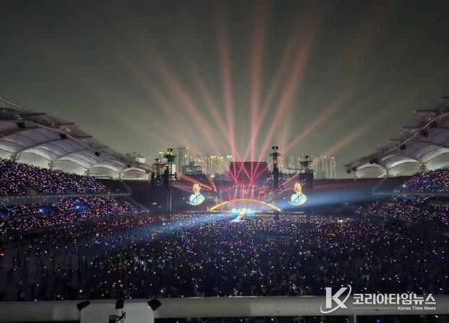 고양종합운동장에서 열린 콜드플레이 내한공연(사진 제공=라이브네이션코리아)