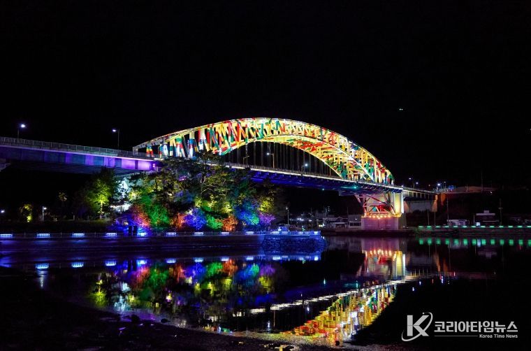 바다위의 예술, 통영대교에 새 빛을 입히다