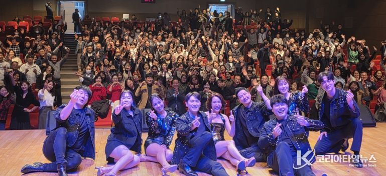 뮤지컬 인생 토크 콘서트 단체사진