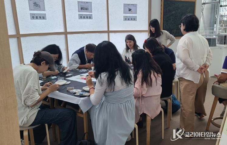 옻칠공예 체험 행사 사진