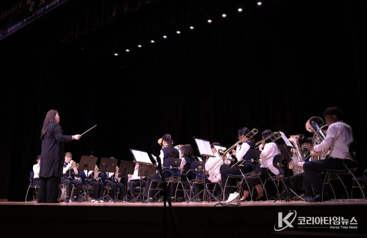 지난 9월 밀양시청소년수련관에서 진행된 ‘하늘사랑교실 지역아동센터의 별빛음악회’