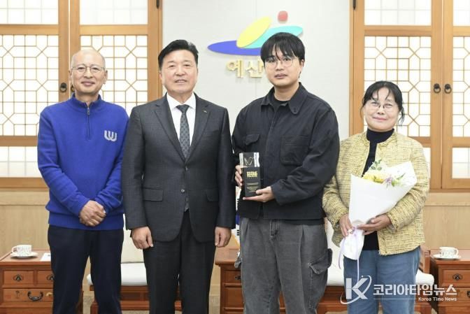 김봉섭 작곡가 수상 기념 사진