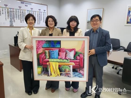 이기선 작가 「사랑의 속삭임」