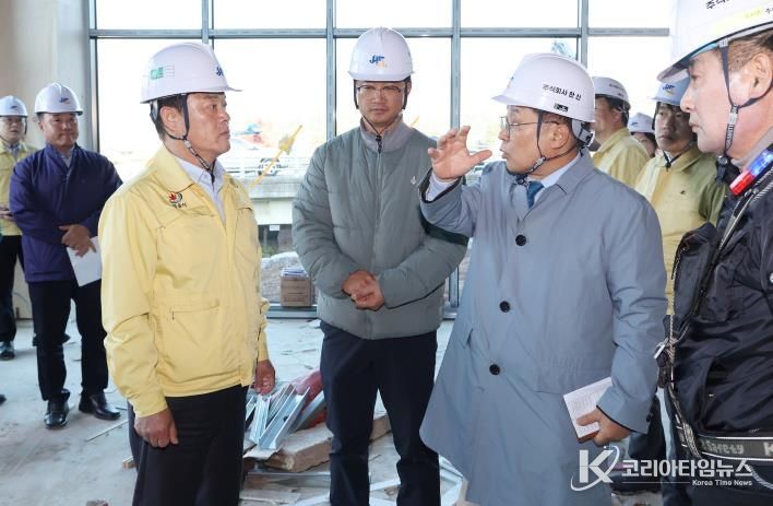 현장에 답 있다...이학수 정읍시장, 미생물 인프라·제설 대비 태세 집중 점검