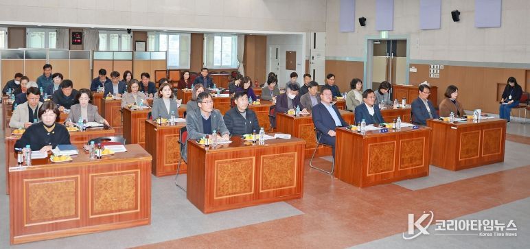 산청군, 고위 공무원 4대 폭력 예방 교육