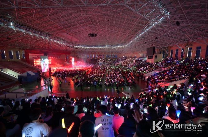 청소년 송년 페스티벌 공연