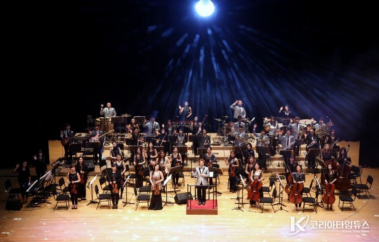 함안문화예술회관 최고의 뮤지컬 디바와 함께하는 뮤지컬 3디바(DIVA) 공연사진