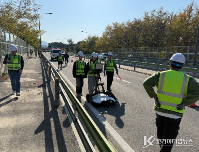 강릉시-강원도립대학교, 도로 안전 확보를 위한 GPR 공동탐사