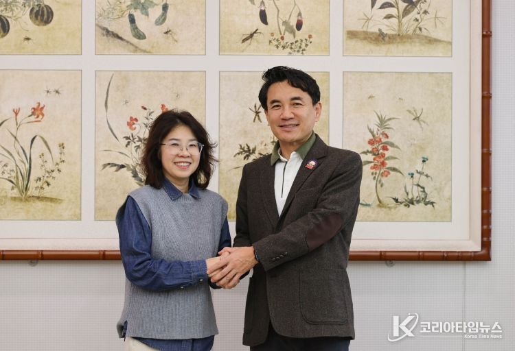 김진태 지사, 도청 공무직노동조합과 소통 간담회