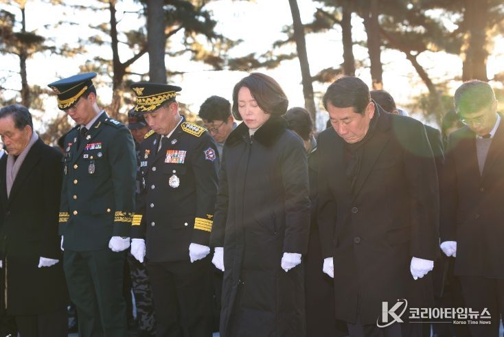 양산시, 2026년 병오년 신년 현충탑 참배