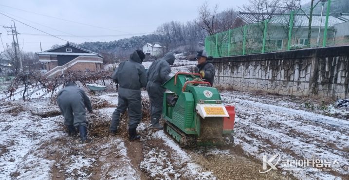 영농부산물 파쇄 현장사진