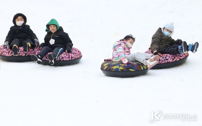 노원구, 겨울 테마파크 '2026 노원 씽씽눈썰매장' 성료
