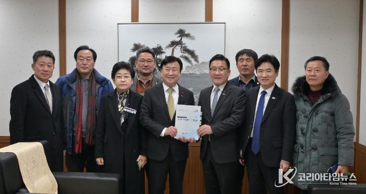 여수시, 행정통합 공청회서 “여수시 미래발전 건의과제” 전남도지사에 전달