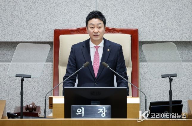 경기도의회 김진경 의장, 제388회 임시회 본회의 개