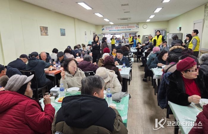 시흥재가노인통합지원센터, ‘설 맞이 떡국 나눔 행사’ 성료
