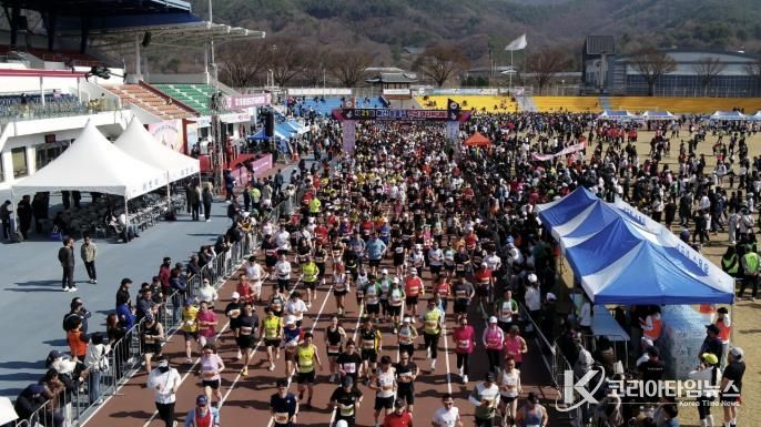 제21회 예산 윤봉길 전국 마라톤 대회 사진