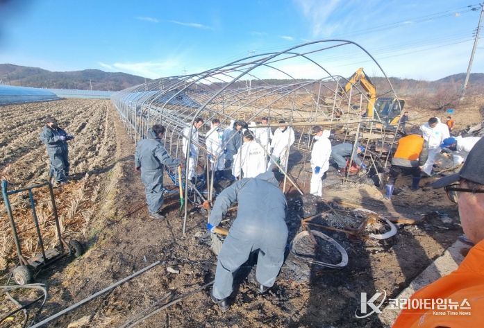 대전 서구 용촌동 247-4번지 비닐하우스 화재 복구 현장