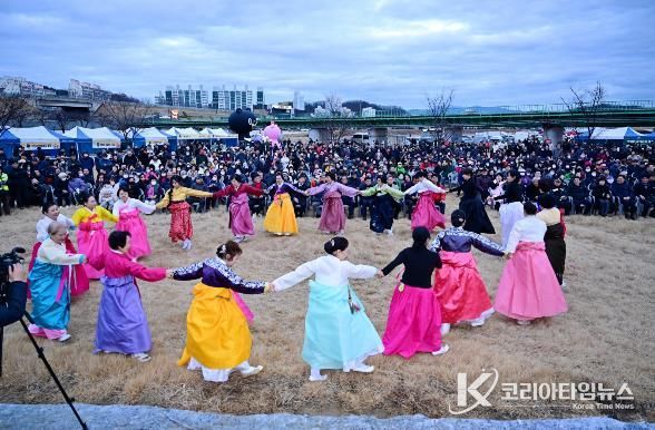 병오년 첫 보름달 아래, 김천에 희망을 밝히다