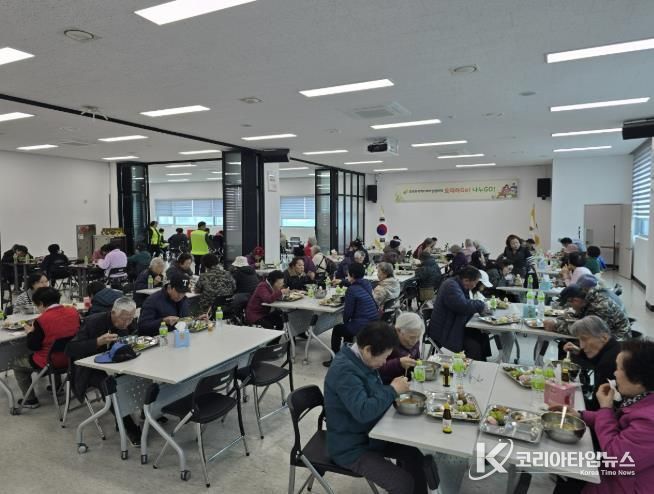 여주시 중앙동지역사회보장협의체, '요리하고 나누고' 행사로 이웃과 따뜻한 한 끼